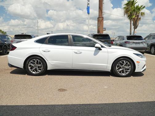 2021 Hyundai SONATA SEL