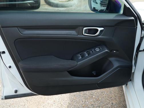 Platinum White Pearl 2025 Honda Civic Sport
