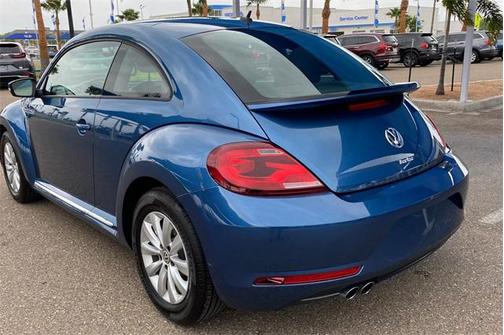 Silk Blue Metallic 2019 Volkswagen Beetle 2.0T S
