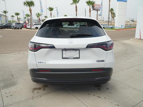 2026 Honda HR-V LX