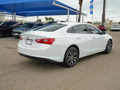2017 Chevrolet Malibu 1LT