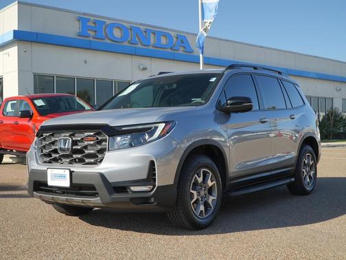 2023 Honda Passport AWD TrailSport