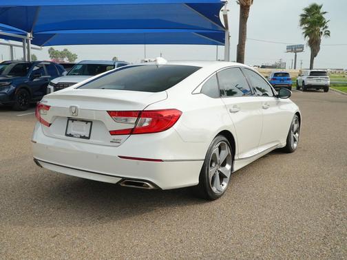 Platinum White Pearl 2020 Honda Accord Touring 2.0T