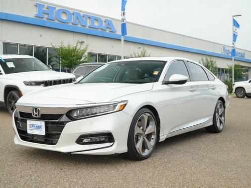 Platinum White Pearl 2020 Honda Accord Touring 2.0T