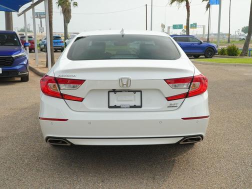 Platinum White Pearl 2020 Honda Accord Touring 2.0T