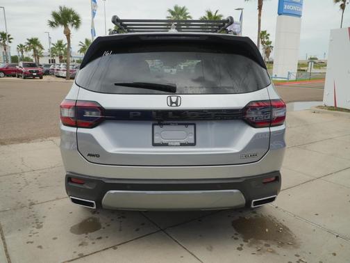 Solar Silver Metallic 2026 Honda Pilot EX-L