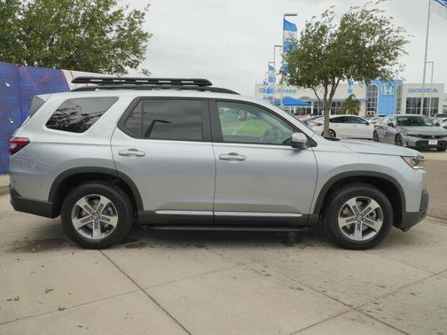 Solar Silver Metallic 2026 Honda Pilot EX-L