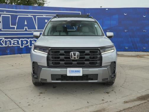 Solar Silver Metallic 2026 Honda Pilot EX-L