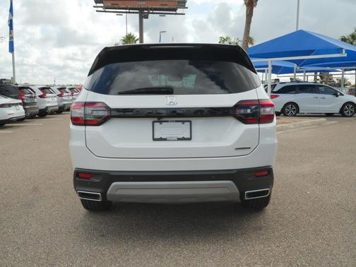 Platinum White Pearl 2025 Honda Pilot Touring 8-Passenger