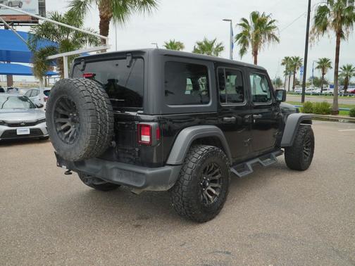 Black Clearcoat 2021 Jeep Wrangler Unlimited Sport Altitude
