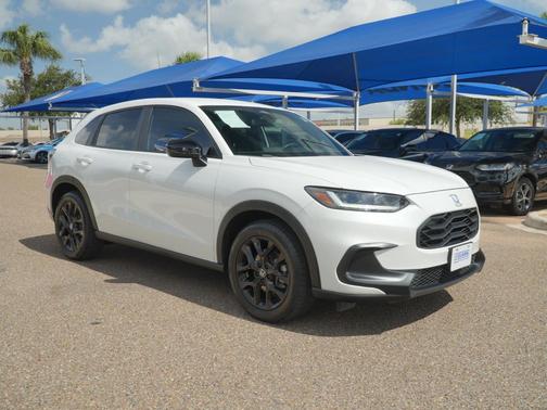 Platinum White Pearl 2024 Honda HR-V 2WD Sport