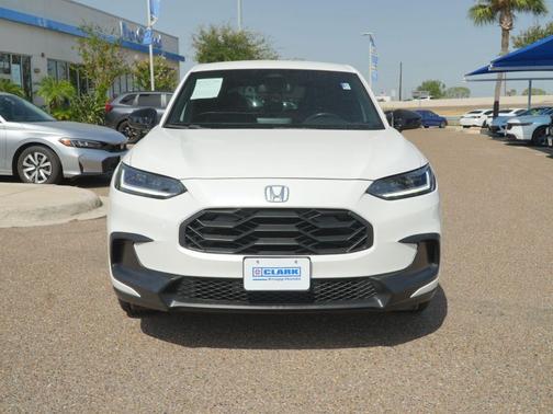 Platinum White Pearl 2025 Honda HR-V 2WD Sport