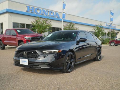 Crystal Black Pearl 2025 Honda Accord Hybrid Sport-L