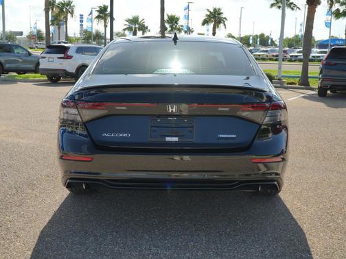 Crystal Black Pearl 2025 Honda Accord Hybrid Sport-L