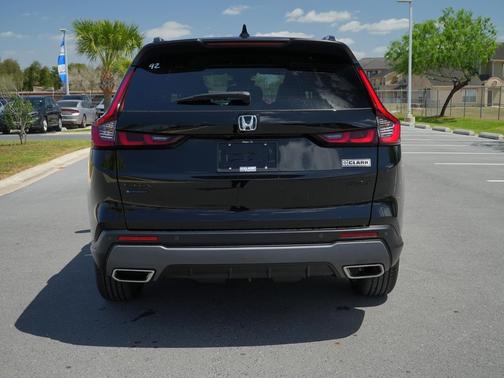 Crystal Black Pearl 2026 Honda CR-V Hybrid Sport-L FWD