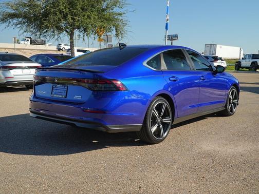 2023 Honda Accord Hybrid Base