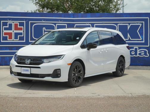 Platinum White Pearl 2026 Honda Odyssey Sport-L