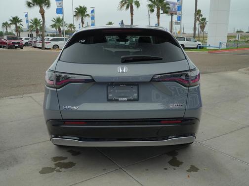 Urban Gray Pearl 2027 Honda HR-V EX-L