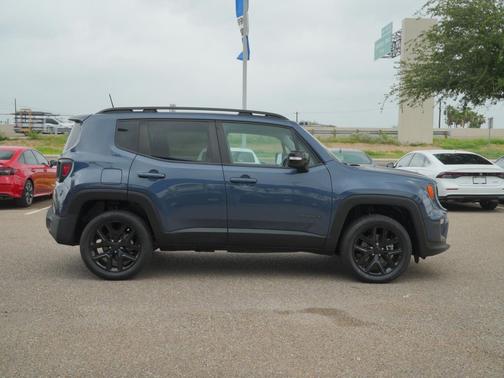 Slate Blue Pearlcoat 2023 Jeep Renegade Altitude