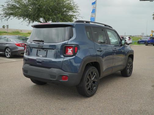 Slate Blue Pearlcoat 2023 Jeep Renegade Altitude