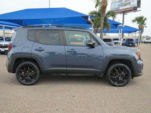 Slate Blue Pearlcoat 2023 Jeep Renegade Altitude