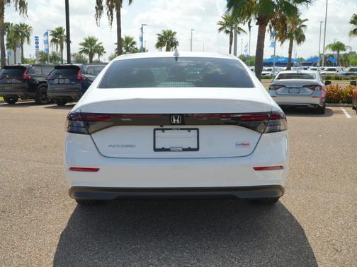 Platinum White Pearl 2024 Honda Accord EX