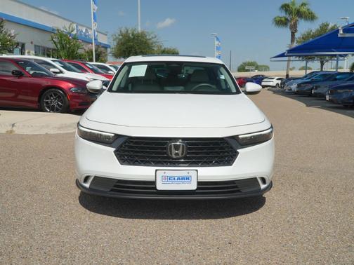Platinum White Pearl 2024 Honda Accord EX