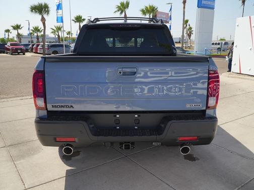 Sonic Gray Pearl 2026 Honda Ridgeline Black