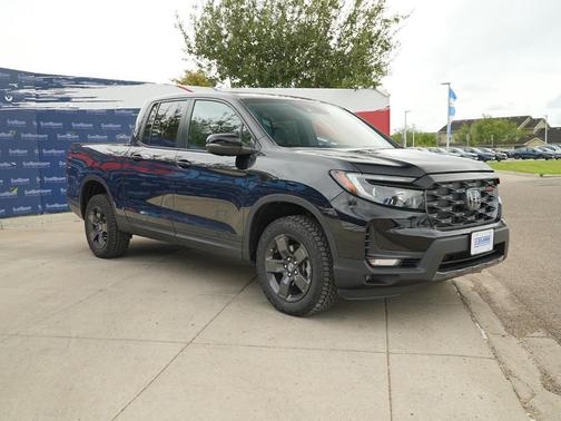Crystal Black Pearl 2026 Honda Ridgeline TrailSport