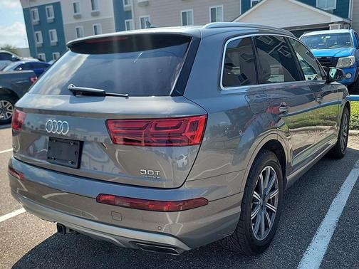 2017 Audi Q7 3.0T Premium