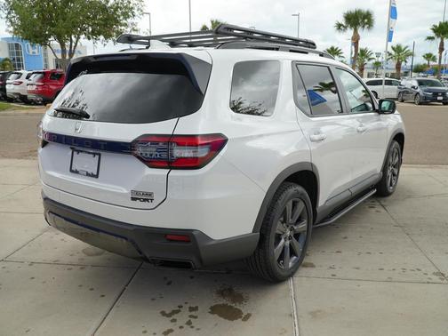 Platinum White Pearl 2026 Honda Pilot Sport