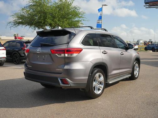 Predawn Gray Mica 2019 Toyota Highlander Limited