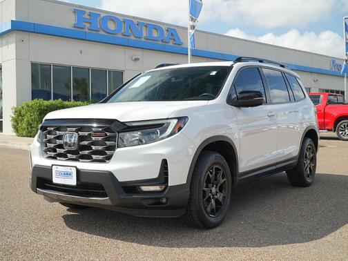 2023 Honda Passport AWD TrailSport