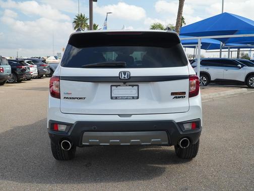 2023 Honda Passport AWD TrailSport