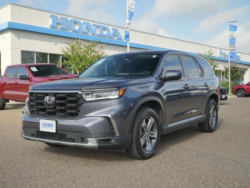 Modern Steel Metallic 2024 Honda Pilot EX-L 7 Passenger