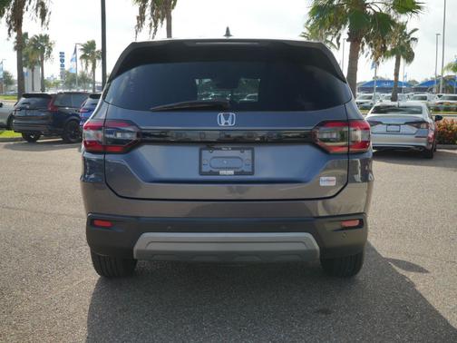 Modern Steel Metallic 2024 Honda Pilot EX-L 7 Passenger