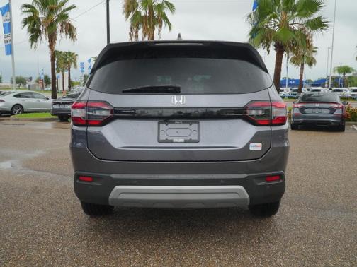 Modern Steel Metallic 2024 Honda Pilot EX-L 7 Passenger