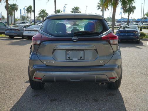 Gun Metallic 2023 Nissan Kicks SV