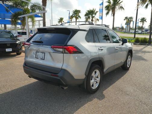 Silver Sky Metallic 2021 Toyota RAV4 XLE