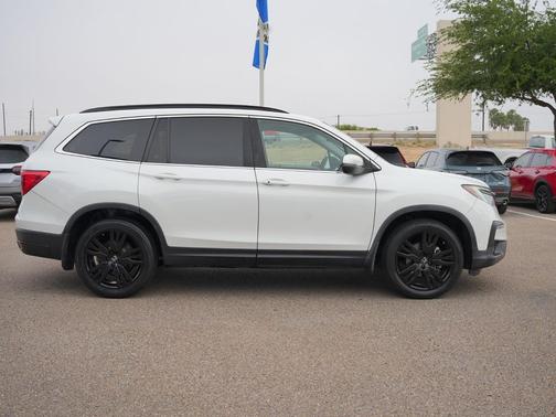 Platinum White Pearl 2021 Honda Pilot AWD Special Edition
