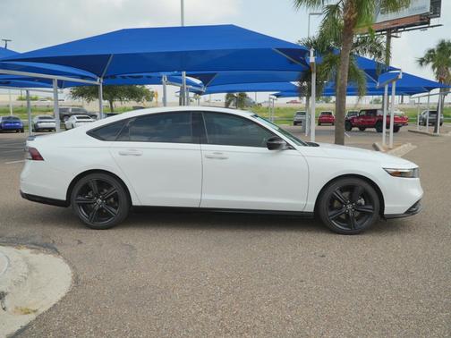 Platinum White Pearl 2024 Honda Accord Hybrid Sport-L
