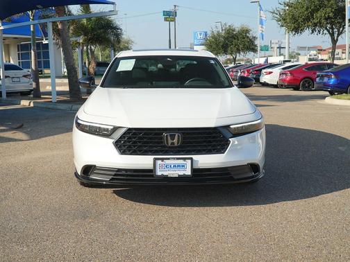 Platinum White Pearl 2024 Honda Accord Hybrid Sport-L