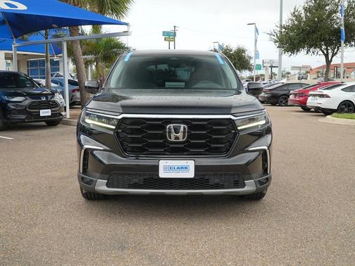 2024 Honda Pilot Touring 8-Passenger