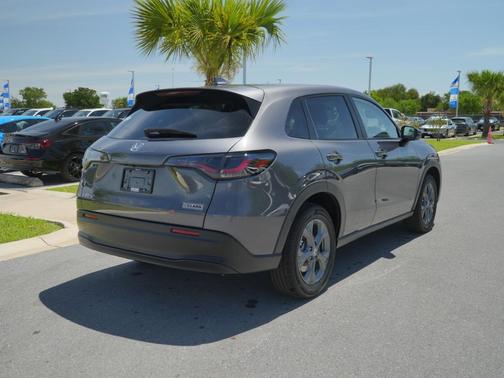 Modern Steel Metallic 2027 Honda HR-V LX