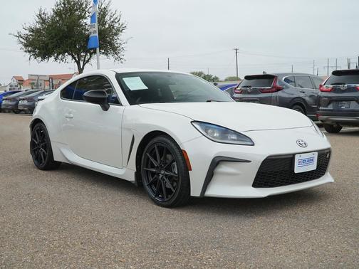 2023 Toyota GR86 Premium