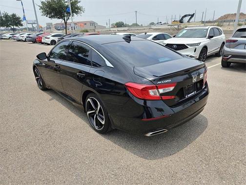 Crystal Black Pearl 2022 Honda Accord Sport 1.5T