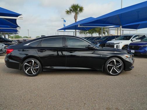 Crystal Black Pearl 2022 Honda Accord Sport 1.5T