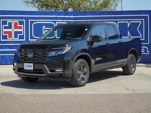 Crystal Black Pearl 2026 Honda Ridgeline TrailSport