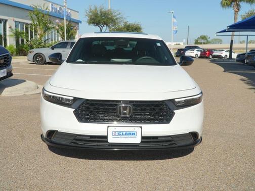 Platinum White Pearl 2024 Honda Accord Hybrid Sport-L