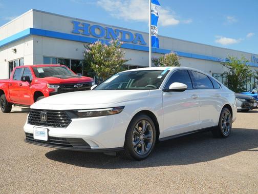Platinum White Pearl 2024 Honda Accord EX